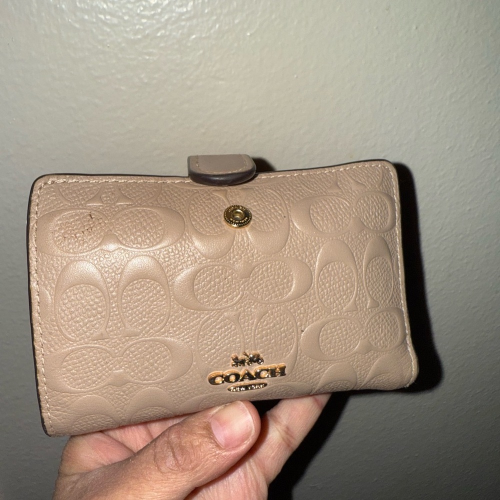 Coach Beige Leather Wallet